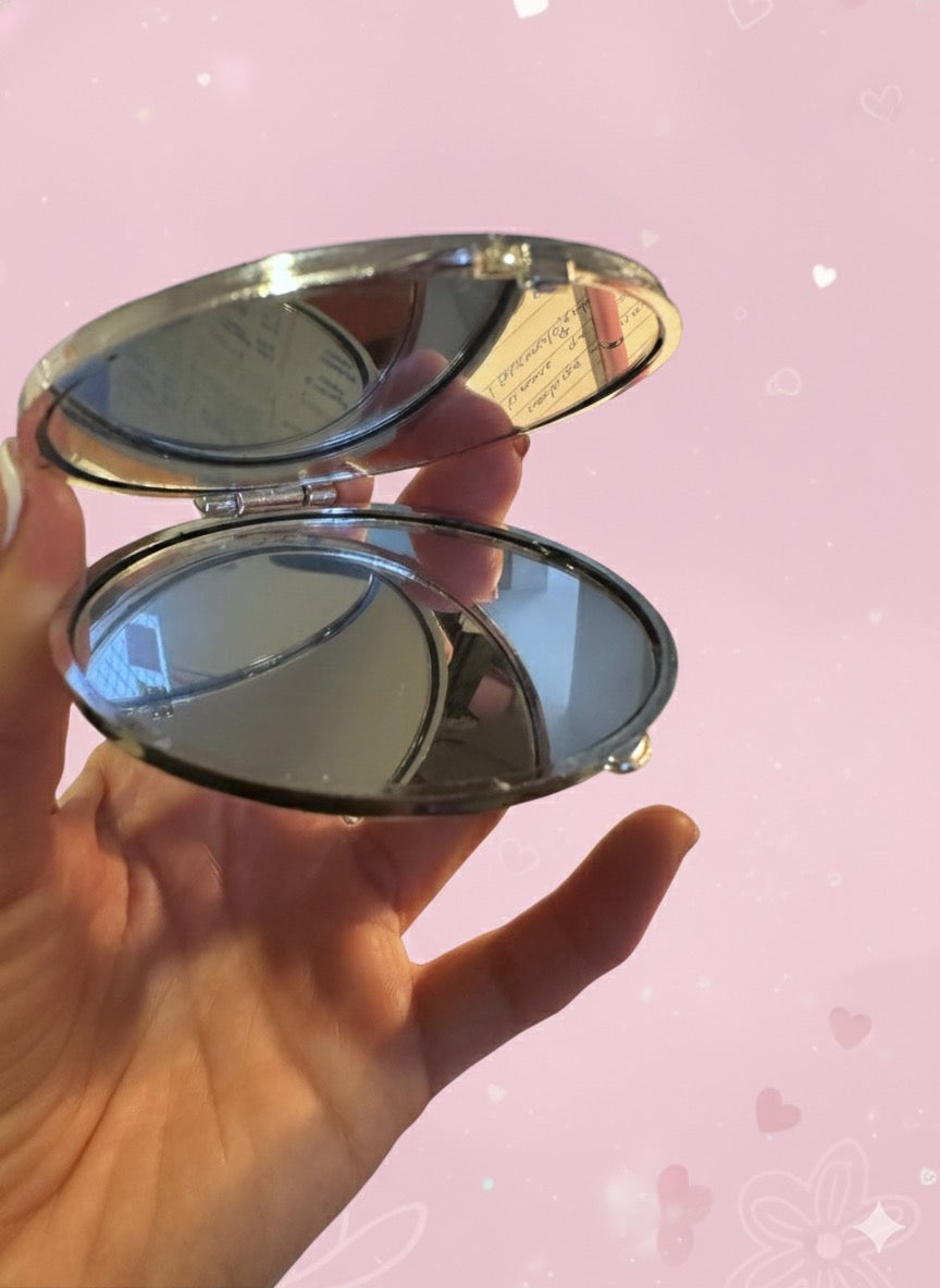 GIFT 🛍️🎀🎁